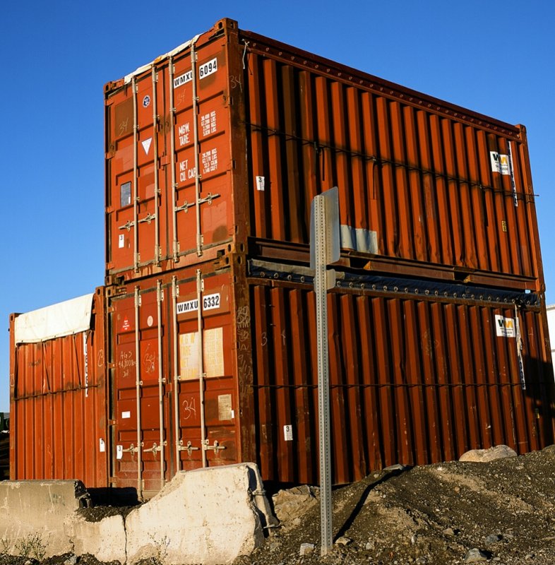 Hasselblad 90460007 Shipping Containers.jpg