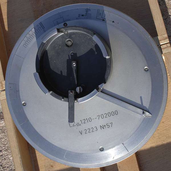 Hassy-V2223a.jpg
