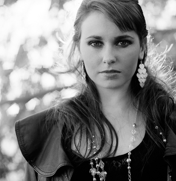 Claire_facecloseBW_fb.jpg