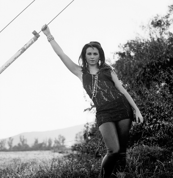 Claire_cable2bw_fb.jpg