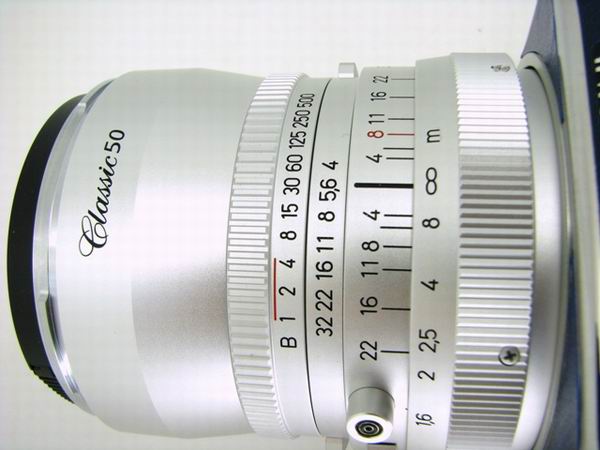 Hasselblad 503CW Blue Limited Edition-04.jpg